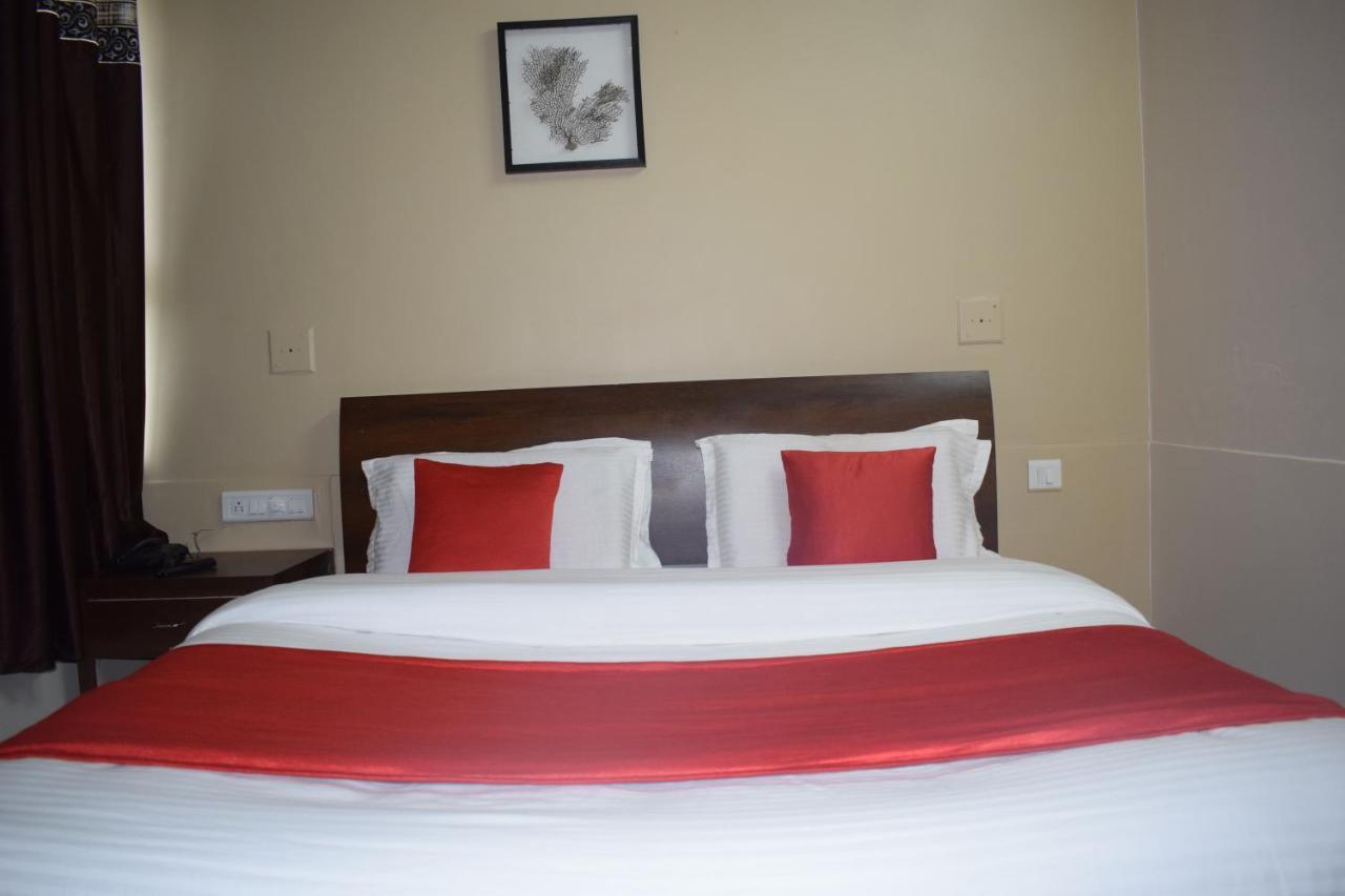 Hotel-The Safar Ahmedabad Exterior foto