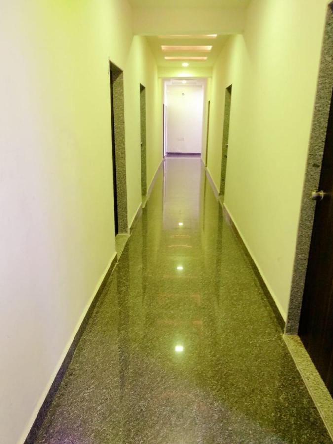 Hotel-The Safar Ahmedabad Exterior foto